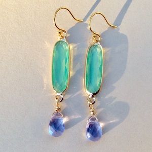 New breathtaking Sundance Charm Earrings gold plated